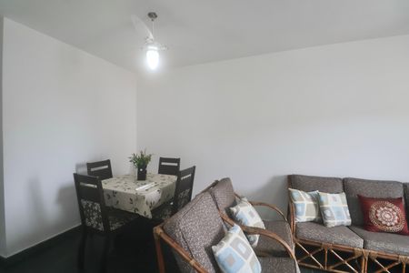 Apartamento para alugar com 97m², 2 quartos e 1 vaga Apartamento para alugar com 97m², 2 quartos e 1 vagaSala