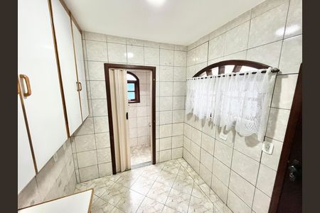Casa para alugar com 120m², 2 quartos e 2 vagas Casa para alugar com 120m², 2 quartos e 2 vagasEdícula