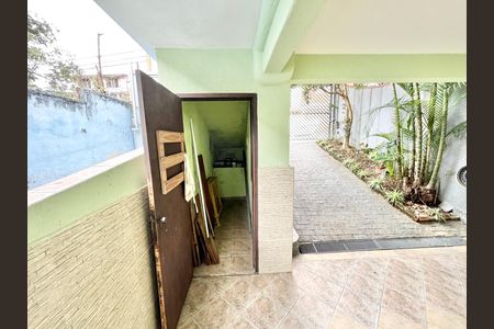 Casa para alugar com 120m², 2 quartos e 2 vagas Casa para alugar com 120m², 2 quartos e 2 vagasGaragem / Àrea Gourmet