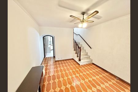 Sala de casa para alugar com 2 quartos, 120m² em Jardim Peri, São Paulo