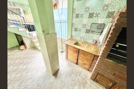 Casa para alugar com 120m², 2 quartos e 2 vagas Casa para alugar com 120m², 2 quartos e 2 vagasGaragem / Àrea Gourmet