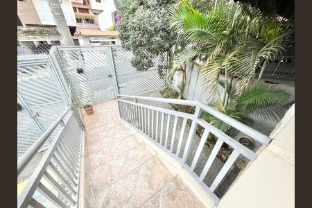 Casa para alugar com 120m², 2 quartos e 2 vagas Casa para alugar com 120m², 2 quartos e 2 vagasEntrada