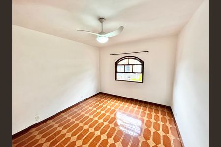 Casa para alugar com 120m², 2 quartos e 2 vagas Casa para alugar com 120m², 2 quartos e 2 vagasQuarto 2