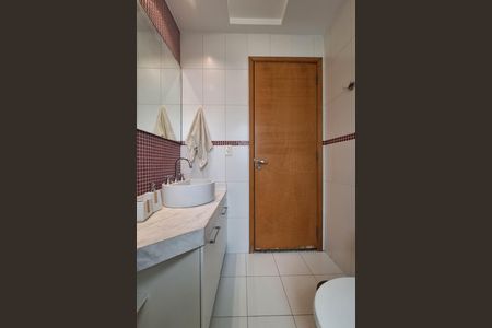 Banheiro Social de apartamento à venda com 2 quartos, 79m² em Icaraí, Niterói