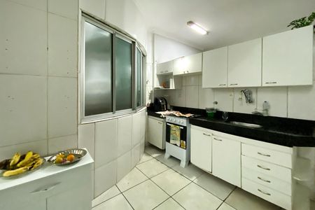 Cozinha de apartamento à venda com 2 quartos, 112m² em Centro, Belo Horizonte