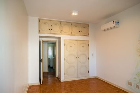 Apartamento à venda com 289m², 4 quartos e 2 vagas