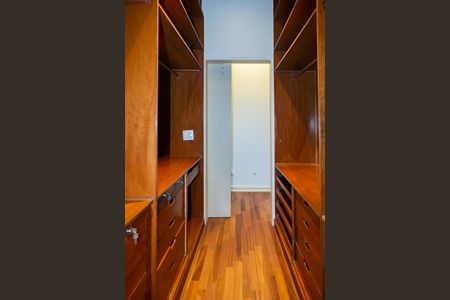 Apartamento à venda com 289m², 4 quartos e 2 vagas