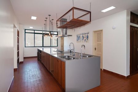 Apartamento à venda com 289m², 4 quartos e 2 vagas