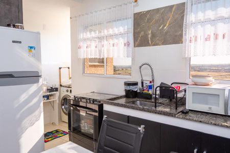 Apartamento para alugar com 130m², 3 quartos e 1 vagaCozinha e área de serviço ao fundo