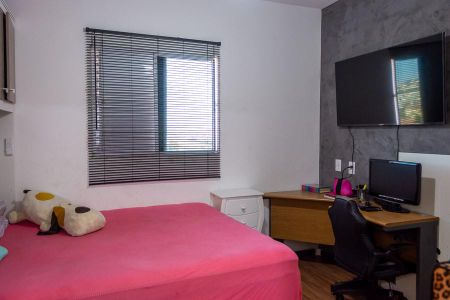 Apartamento para alugar com 130m², 3 quartos e 1 vagaSuite