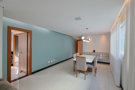 Apartamento à venda com 4 quartos, 173m² em Buritis, Belo Horizonte