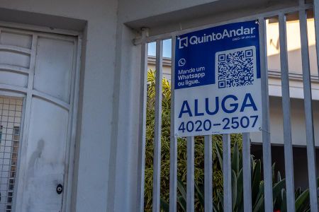 Casa para alugar com 283m², 3 quartos e 3 vagasPlaca do Quinto andar instalada