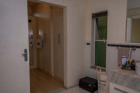 Casa para alugar com 283m², 3 quartos e 3 vagasBanheiro Suíte 2
