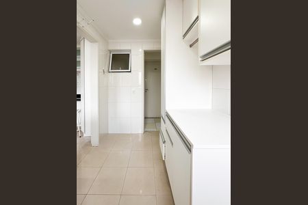 Apartamento para alugar com 110m², 3 quartos e 3 vagas Apartamento para alugar com 110m², 3 quartos e 3 vagasÁrea de Serviço