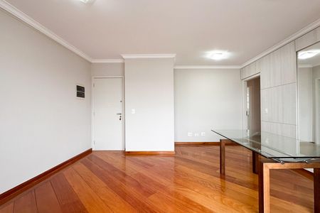 Apartamento para alugar com 110m², 3 quartos e 3 vagas Apartamento para alugar com 110m², 3 quartos e 3 vagasSala