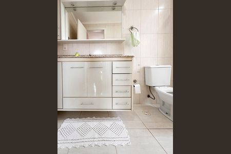 Apartamento para alugar com 110m², 3 quartos e 3 vagas Apartamento para alugar com 110m², 3 quartos e 3 vagasBanheiro da Suíte