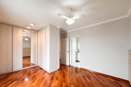 Apartamento para alugar com 110m², 3 quartos e 3 vagas Apartamento para alugar com 110m², 3 quartos e 3 vagasSuíte