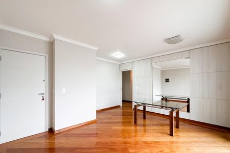 Apartamento para alugar com 110m², 3 quartos e 3 vagas Apartamento para alugar com 110m², 3 quartos e 3 vagasSala