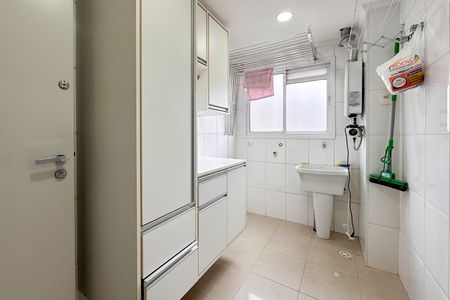 Apartamento para alugar com 110m², 3 quartos e 3 vagas Apartamento para alugar com 110m², 3 quartos e 3 vagasÁrea de Serviço