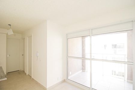 Apartamento para alugar com 2 quartos, 34m² em Parque Industrial Tomas Edson, São Paulo