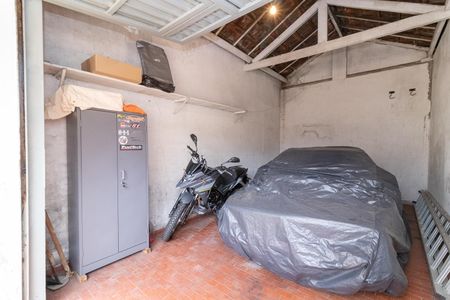 Garagem de casa à venda com 4 quartos, 325m² em Vila Ré, São Paulo