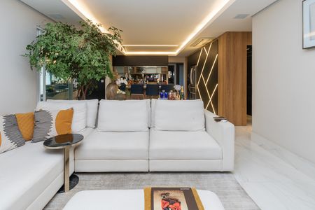 Apartamento para alugar com 151m², 3 quartos e 3 vagas Apartamento para alugar com 151m², 3 quartos e 3 vagasSala