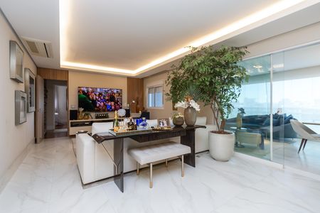 Apartamento para alugar com 151m², 3 quartos e 3 vagas Apartamento para alugar com 151m², 3 quartos e 3 vagasSala