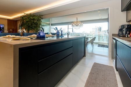 Apartamento para alugar com 151m², 3 quartos e 3 vagas Apartamento para alugar com 151m², 3 quartos e 3 vagasCozinha