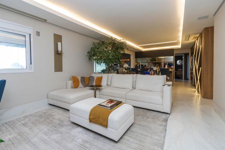 Apartamento para alugar com 151m², 3 quartos e 3 vagas Apartamento para alugar com 151m², 3 quartos e 3 vagasSala