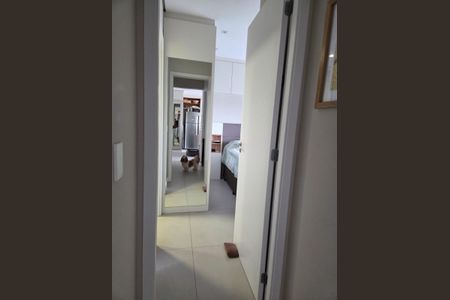 Corredor de apartamento à venda com 2 quartos, 58m² em Vila Mascote, São Paulo
