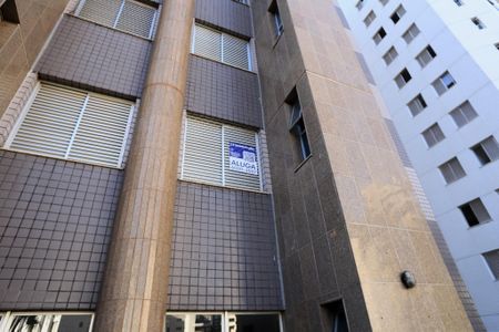 Fachada com Plaquinha de apartamento para alugar com 3 quartos, 97m² em Lourdes, Belo Horizonte