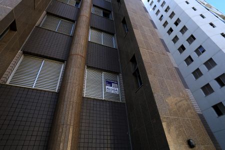 Apartamento para alugar com 97m², 3 quartos e 1 vaga Apartamento para alugar com 97m², 3 quartos e 1 vagaFachada com Plaquinha