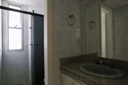 Apartamento para alugar com 97m², 3 quartos e 1 vaga Apartamento para alugar com 97m², 3 quartos e 1 vagaBanheiro