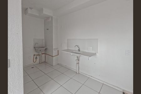 Apartamento para alugar com 32m², 2 quartos e sem vaga Apartamento para alugar com 32m², 2 quartos e sem vagaCozinha/Área de serviço