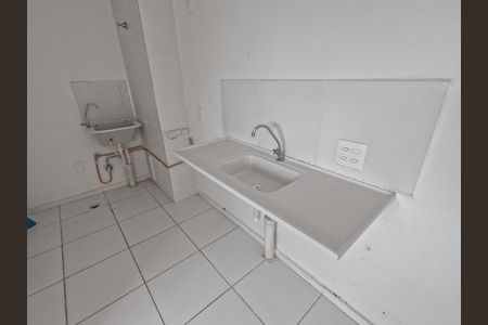 Apartamento para alugar com 32m², 2 quartos e sem vaga Apartamento para alugar com 32m², 2 quartos e sem vagaCozinha/Área de serviço