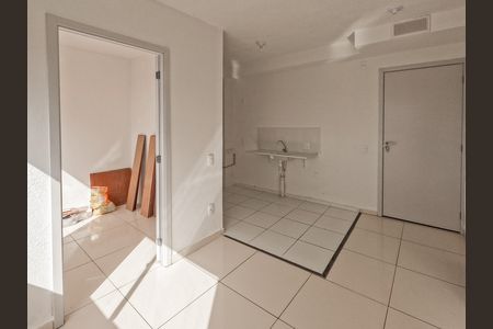 Sala de apartamento para alugar com 2 quartos, 32m² em Vila Pereira Cerca, São Paulo