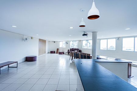 Apartamento para alugar com 44m², 2 quartos e 1 vaga Apartamento para alugar com 44m², 2 quartos e 1 vagaSalão de Festas