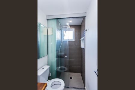 Banheiro de apartamento para alugar com 2 quartos, 44m² em Conjunto City Jaragua, São Paulo