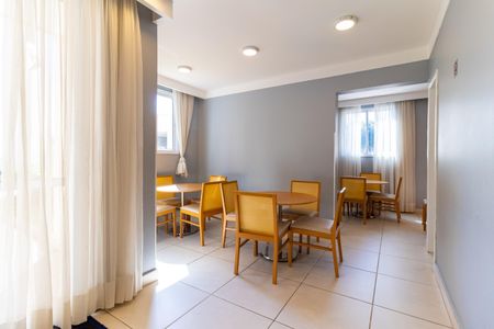 Apartamento para alugar com 52m², 2 quartos e 1 vagaÁrea comum - Salão de festas