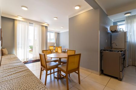 Apartamento para alugar com 52m², 2 quartos e 1 vagaÁrea comum - Salão de festas