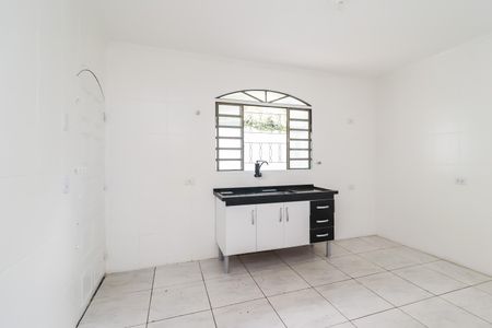 Cozinha de casa para alugar com 2 quartos, 52m² em Vila Santana, São Paulo