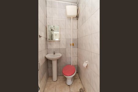 Casa para alugar com 55m², 1 quarto e 1 vaga Casa para alugar com 55m², 1 quarto e 1 vagaBanheiro