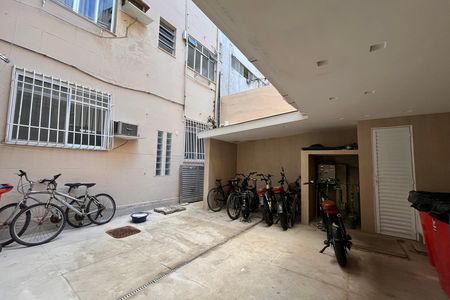 Apartamento à venda com 40m², 1 quarto e sem vaga Apartamento à venda com 40m², 1 quarto e sem vagaBicicletário