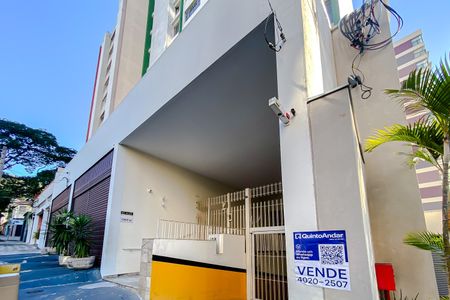 Apartamento à venda com 78m², 3 quartos e sem vaga Apartamento à venda com 78m², 3 quartos e sem vagaFachada