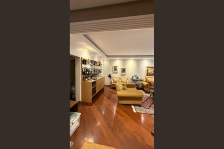 Apartamento à venda com 240m², 4 quartos e 4 vagas Apartamento à venda com 240m², 4 quartos e 4 vagasSala