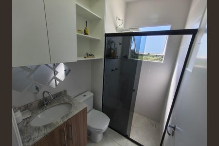 Banheiro da Suíte 2 de casa de condomínio para alugar com 2 quartos, 84m² em Balneário Tropical, Paulínia