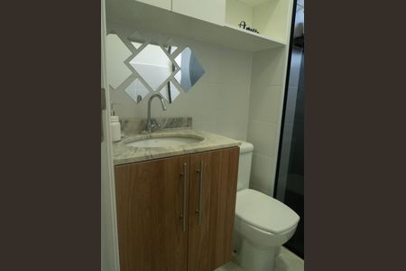 Banheiro da Suíte de casa de condomínio para alugar com 2 quartos, 84m² em Balneário Tropical, Paulínia