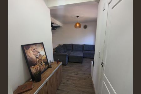 Sala de casa de condomínio para alugar com 2 quartos, 84m² em Balneário Tropical, Paulínia