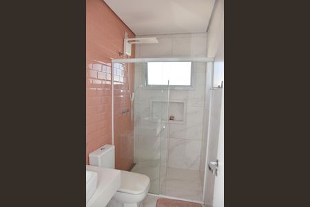 Casa de condomínio para alugar com 322m², 4 quartos e 4 vagas Casa de condomínio para alugar com 322m², 4 quartos e 4 vagasBanheiro da Suíte 3