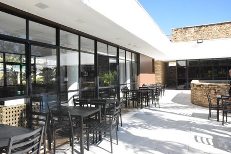 Casa de condomínio para alugar com 322m², 4 quartos e 4 vagas Casa de condomínio para alugar com 322m², 4 quartos e 4 vagasSalão de Festas
